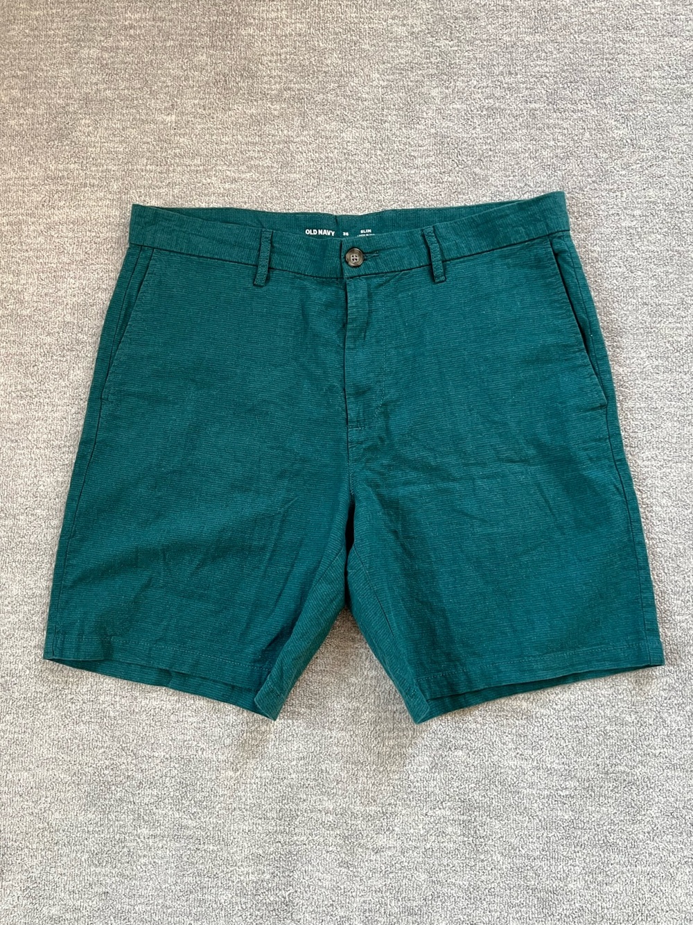 Old Navy Men's Darkwater Teal Flat-Front Casual Slim Shorts Sz. 36